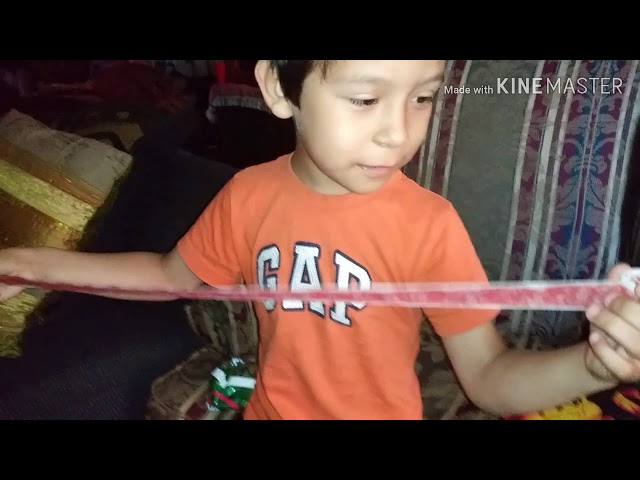 Video thumbnail for Kids spicy candy challenge😜