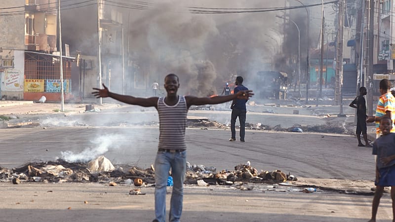 Video thumbnail for Ivory Coast: 12 charged over gendarme’s killing amid lingering election tensions