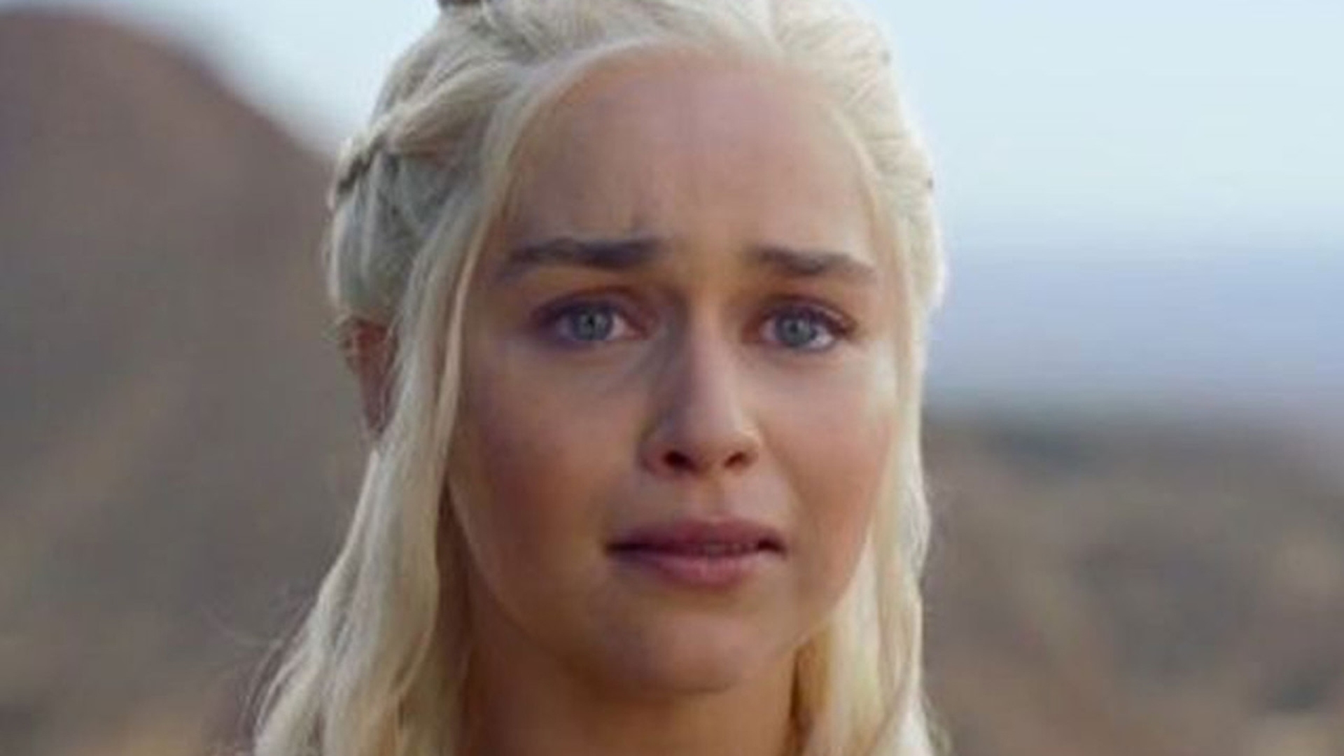 Video thumbnail for Bizarre Things That Happened On The Set Of Game Of Thrones