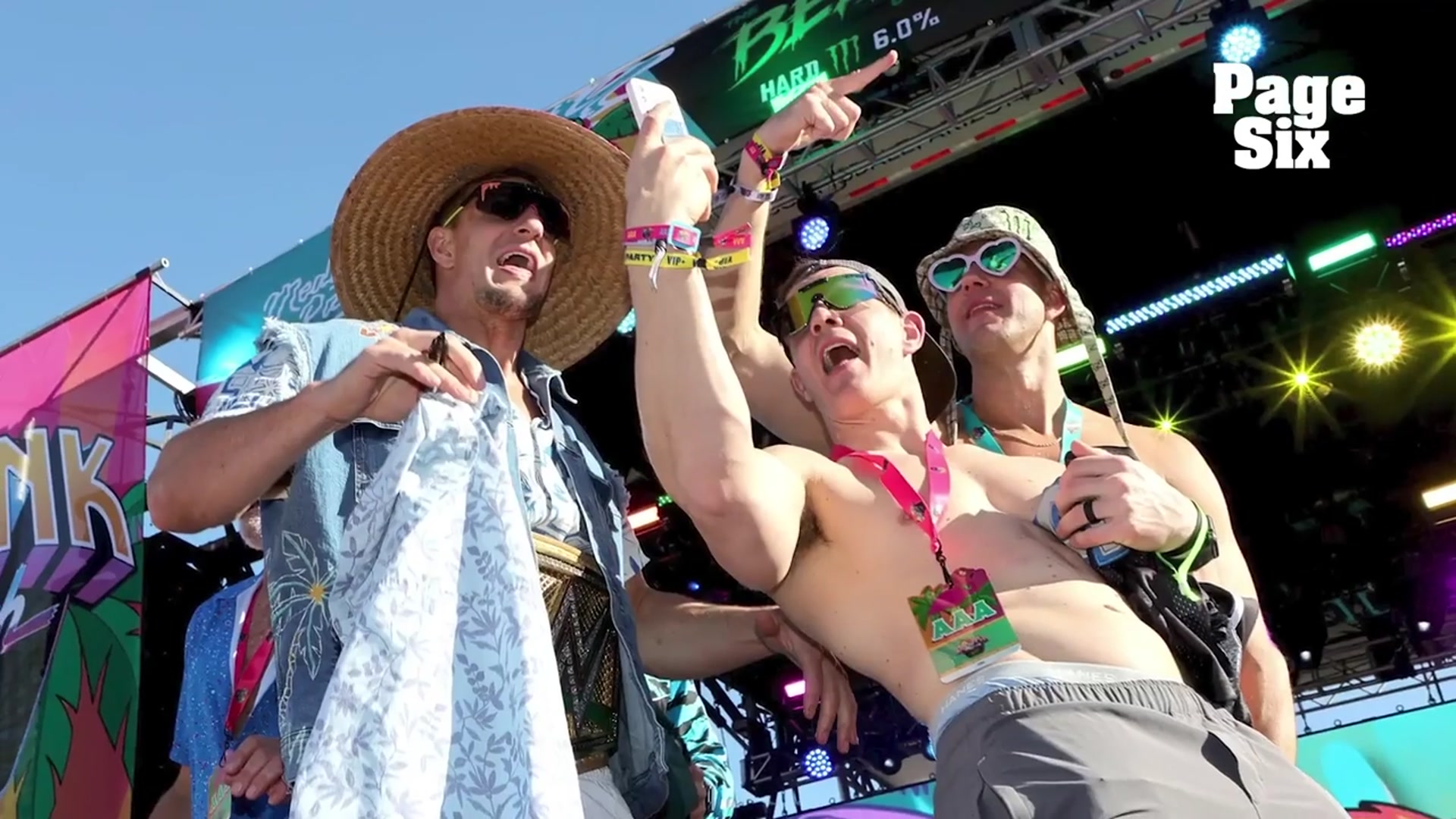 Video thumbnail for Rob Gronkowski offers Tom Brady dating advice: 'Just follow that heart'