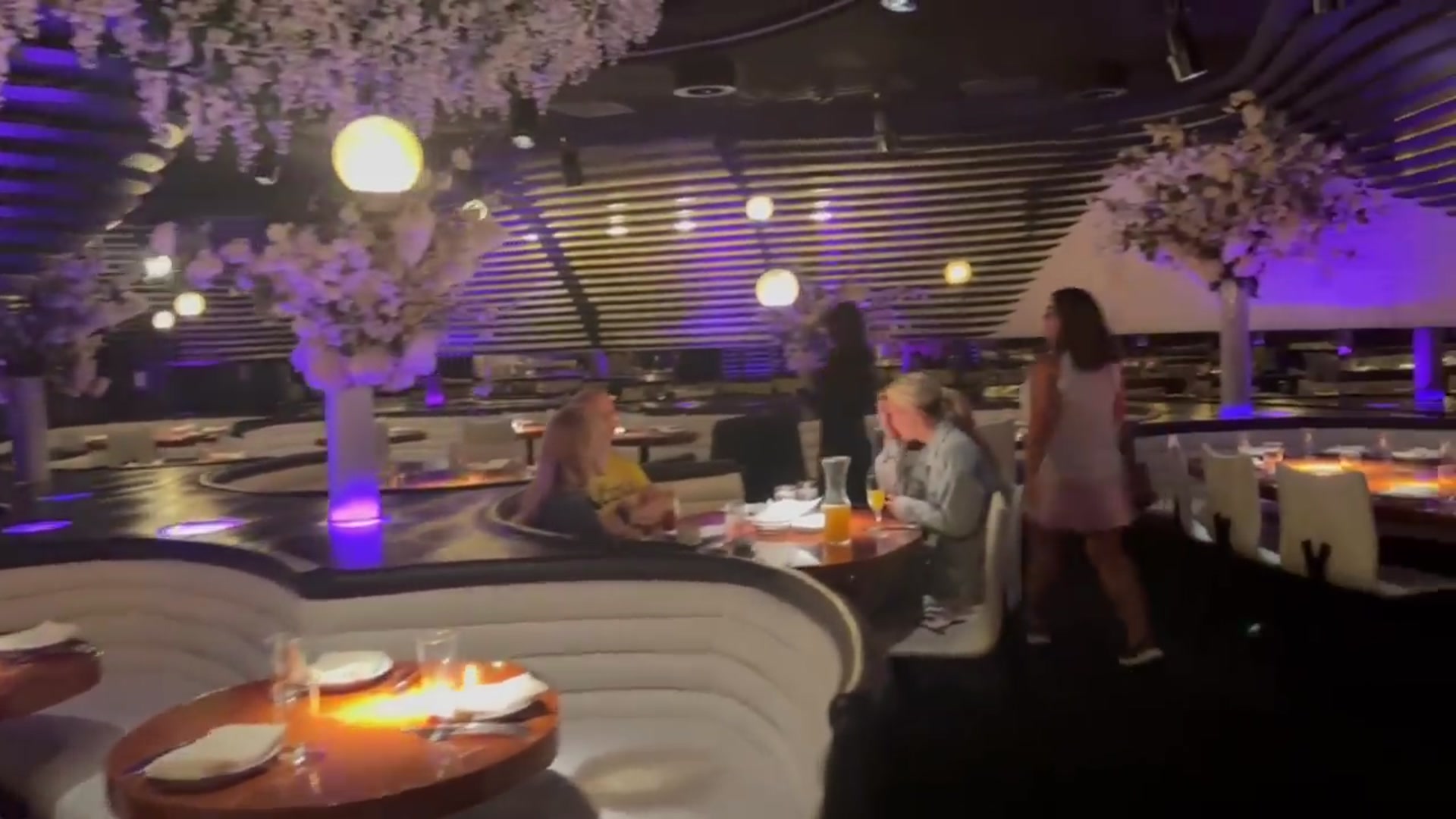 Video thumbnail for Don t Miss This All You Can Eat Brunch at STK Las Vegas(720P HD)