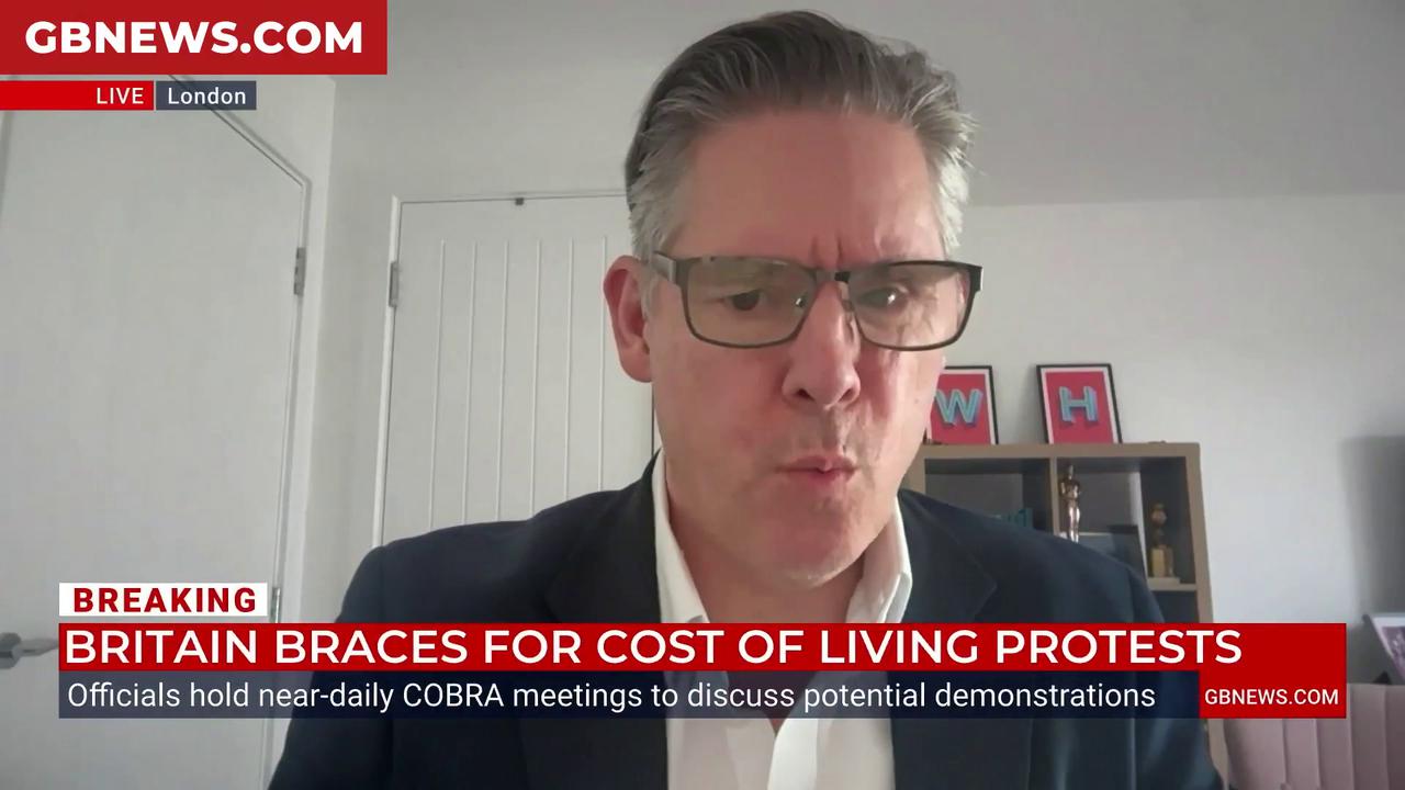 Video thumbnail for ‘Ministers don’t know what to do!’ Keir Starmer issued dammning verdict on cost of living protests