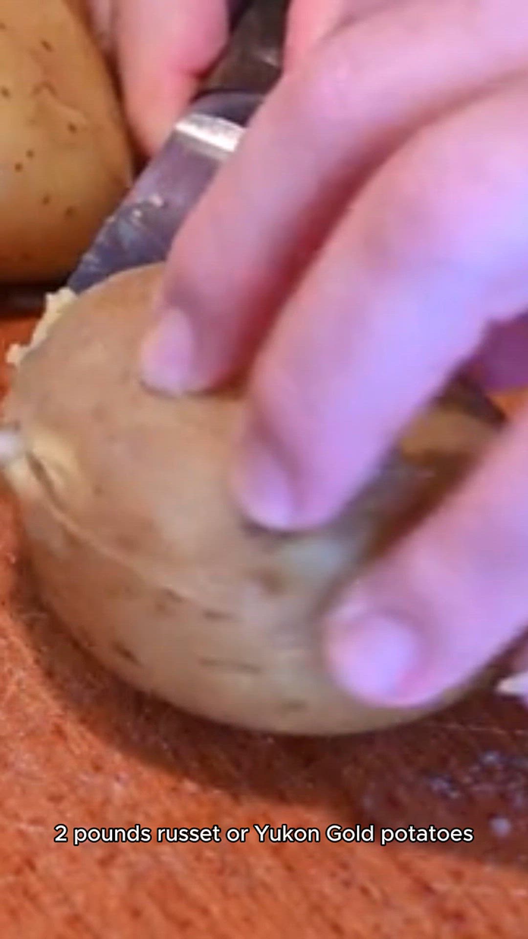 Video thumbnail for garlic mashed potatoes recipe