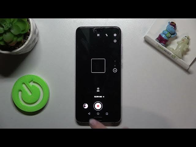 Video thumbnail for How to Change Speed of Slow Motion Recording on HUAWEI P20 Pro | Motion Detection Feature