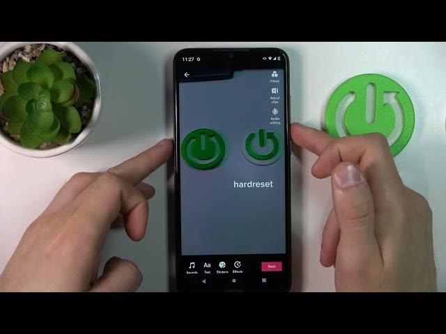 Video thumbnail for How to edit videos on TikTok | Edit and customize videos before publishing on TikTok