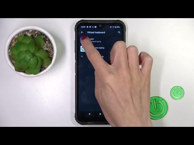 Video thumbnail for How to Activate Emoji Suggestion on Hammer Blade 3