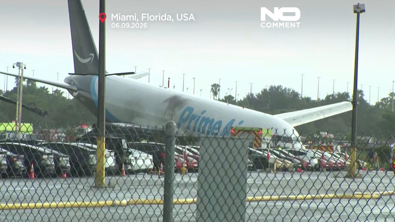 Video thumbnail for Heavy smoke and flames after Amazon cargo plane overruns runway in Miami