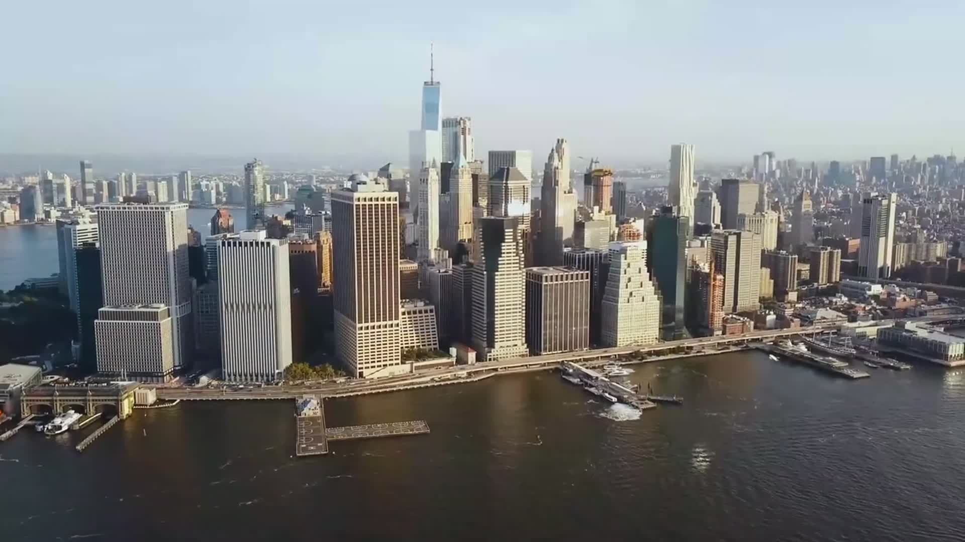 'Video thumbnail for 10 Reason people are  moving to New York City.'