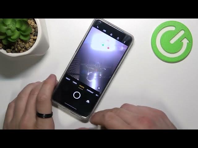 Video thumbnail for Oppo Reno 7 lite - How To Take Selfie Using Palm Gesture