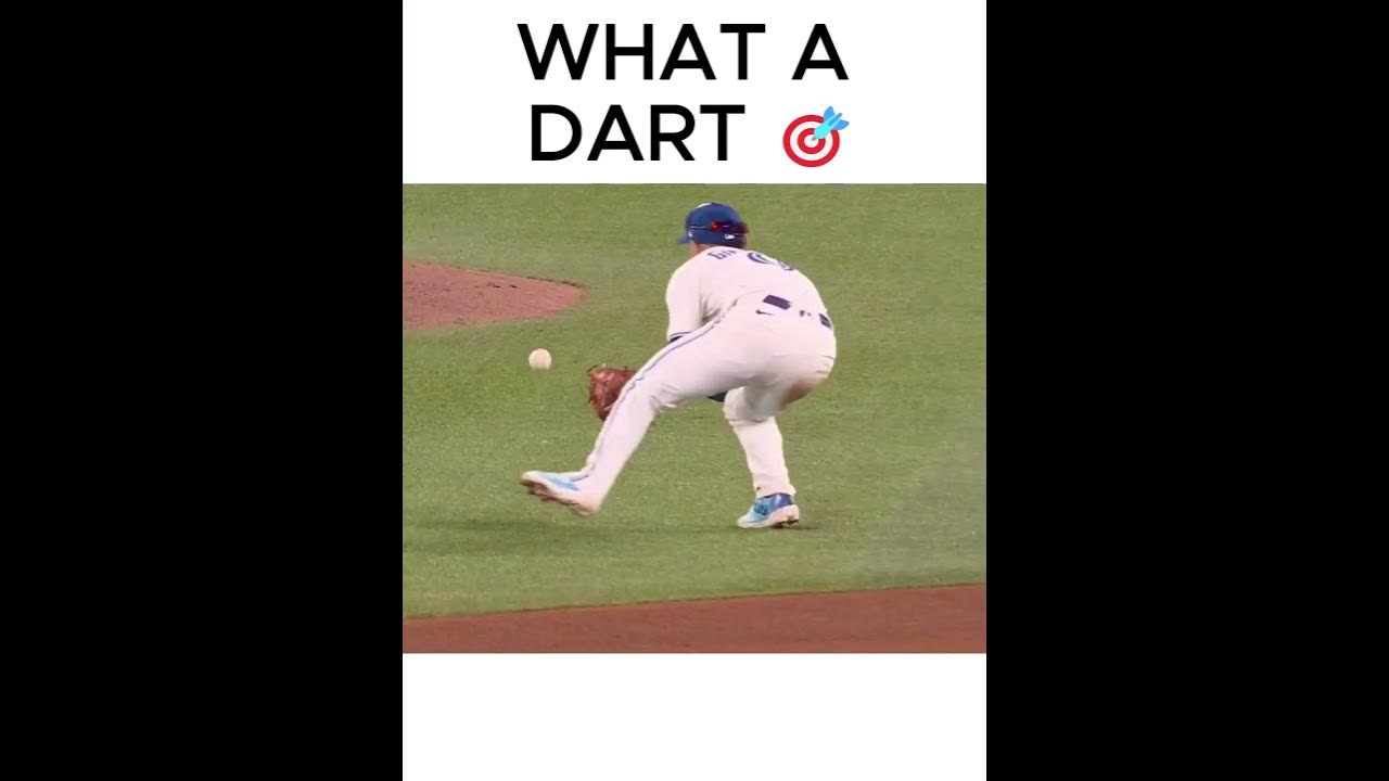 Video thumbnail for Andrés Giménez SAVES the Blue Jays in the 10th 😱