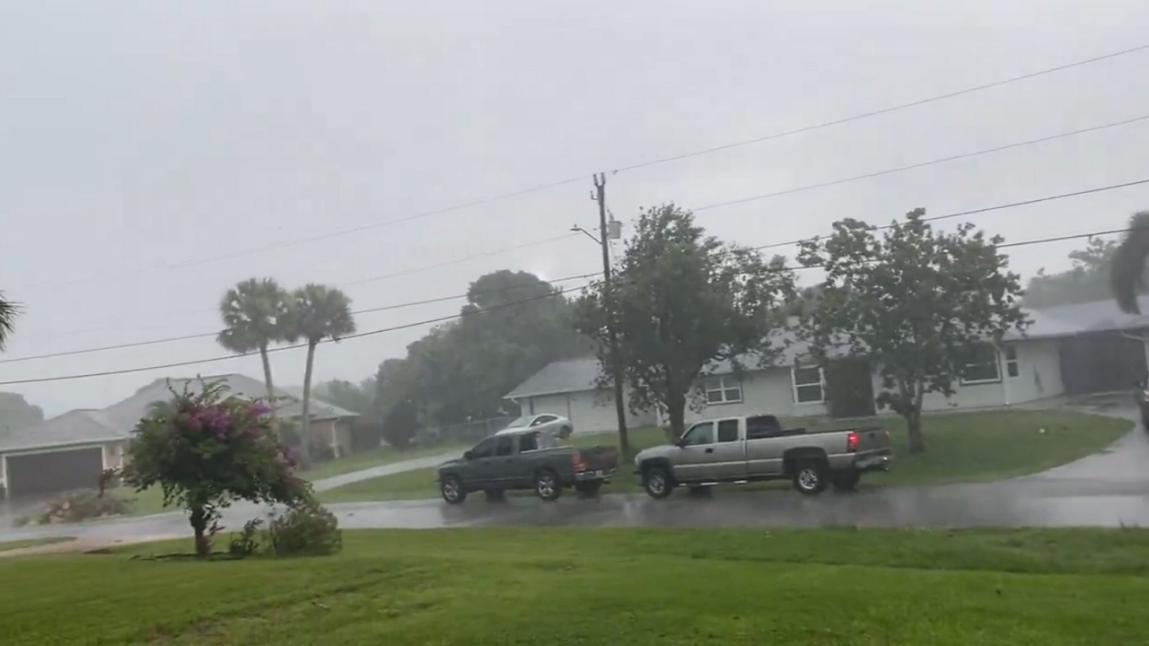 Video thumbnail for Severe weather impacts visibility in Saint Lucie, Florida