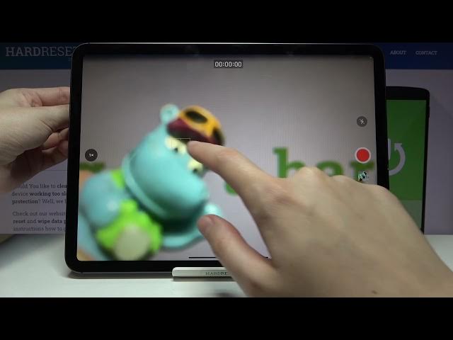 Video thumbnail for How to Record Slow Motions on iPad Pro 2021 – Make Video Slower