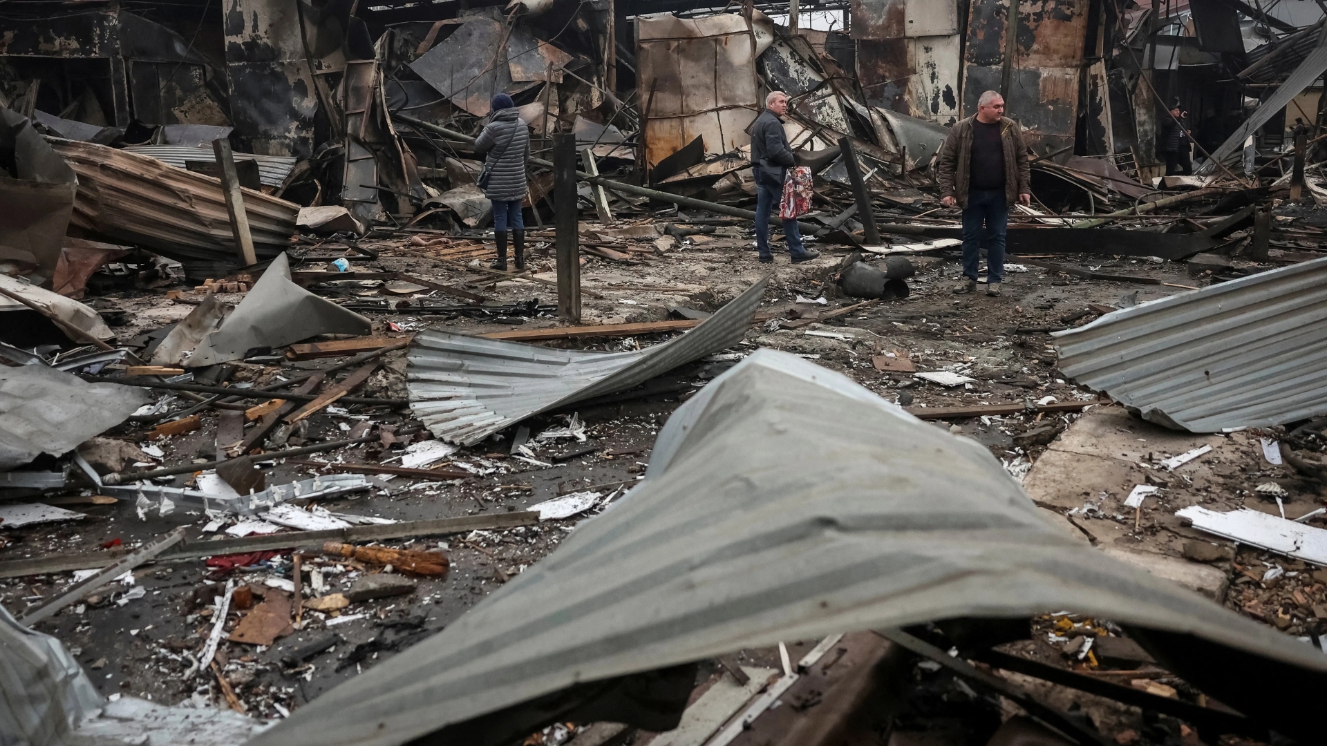 Video thumbnail for EU debates using frozen Russian assets to fund Ukraine amid tense negotiations