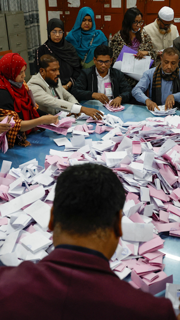 Video thumbnail for Counting begins as polls close in landmark Bangladesh election