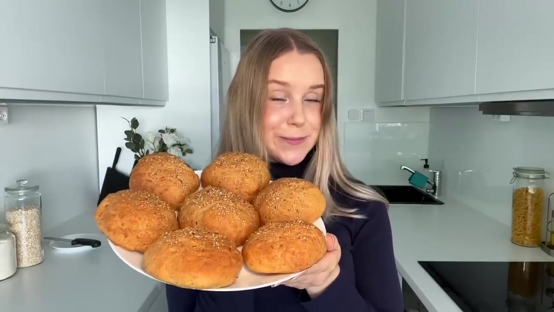 Video thumbnail for How to Make the Best Gluten free Burger Buns(720P HD)