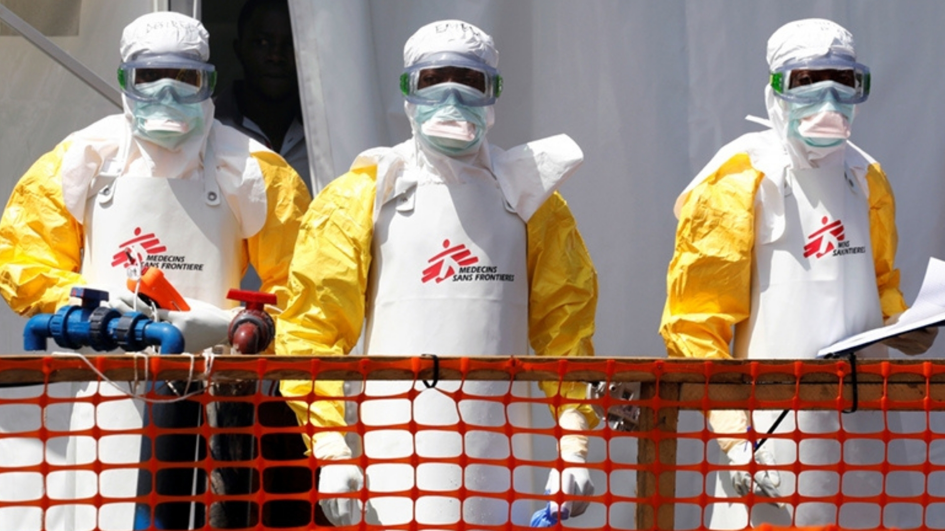 Video thumbnail for DR Congo battles Ebola outbreak: Emergency medical supplies arrive as death toll rises