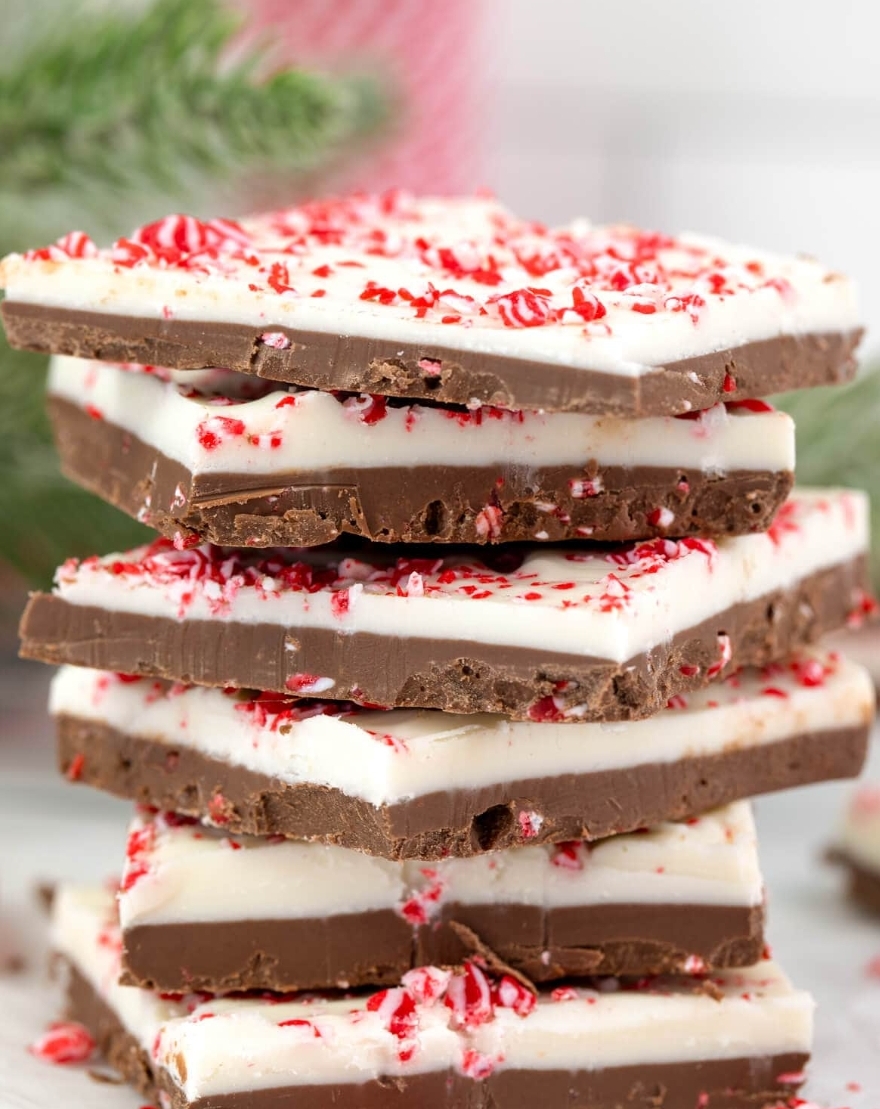 'Video thumbnail for Homemade Peppermint Bark with Peppermint Dust Recipe '
