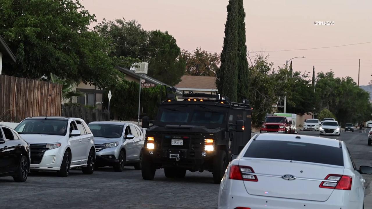 Video thumbnail for US, Los Angeles: Lancaster Barricaded Suspect in Vehicle SEB Callout.