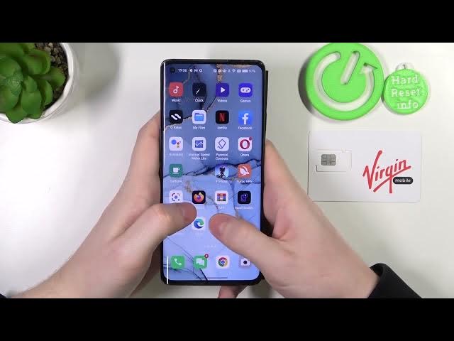 Video thumbnail for Hand Size Comparison of POCO Find X2 Neo – Check POCO Find X2 Neo Size