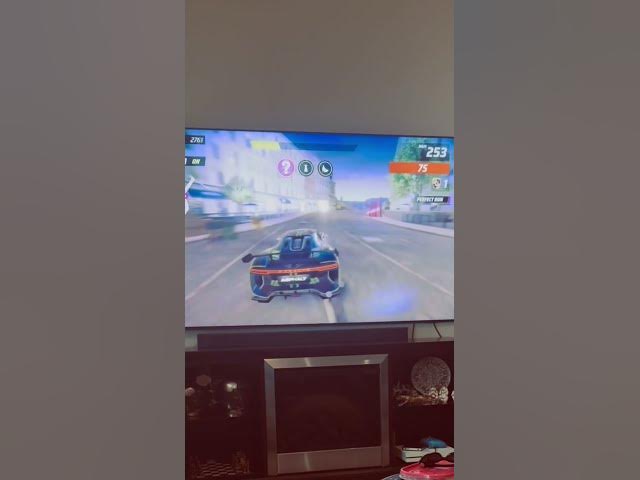 Video thumbnail for Racing to the beat: Asphalt Legends