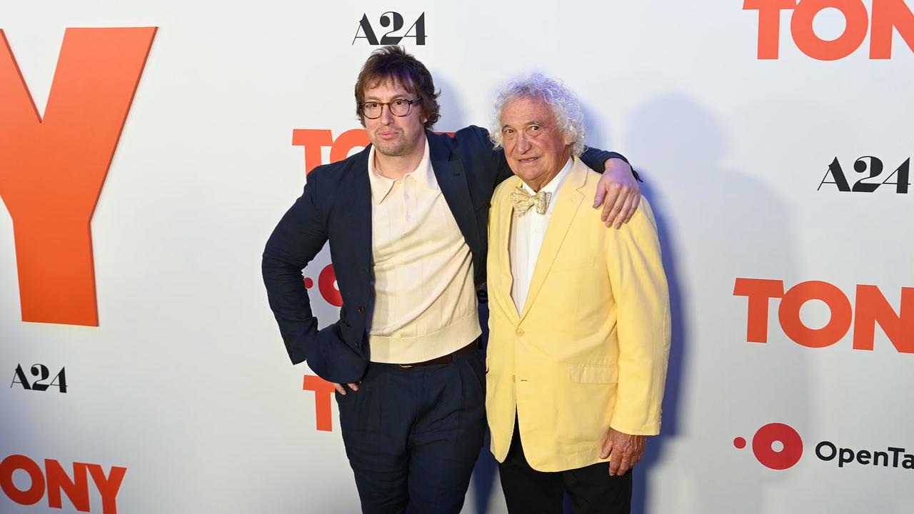 Video thumbnail for NY: TONY New York Premiere - Arrivals 8.