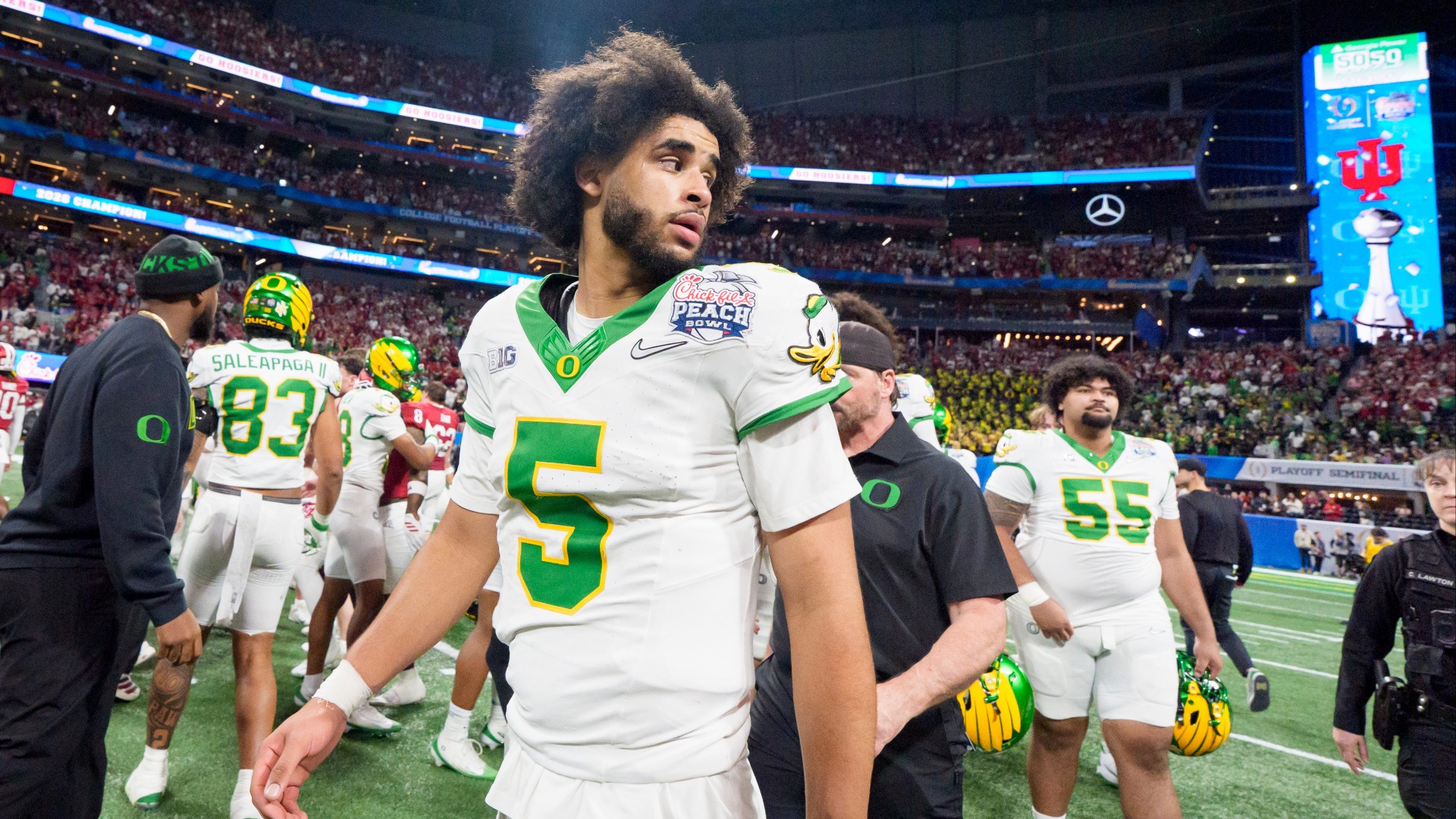 Video thumbnail for Oregon vs. Boise State: Can the Underdog Surprise Again?