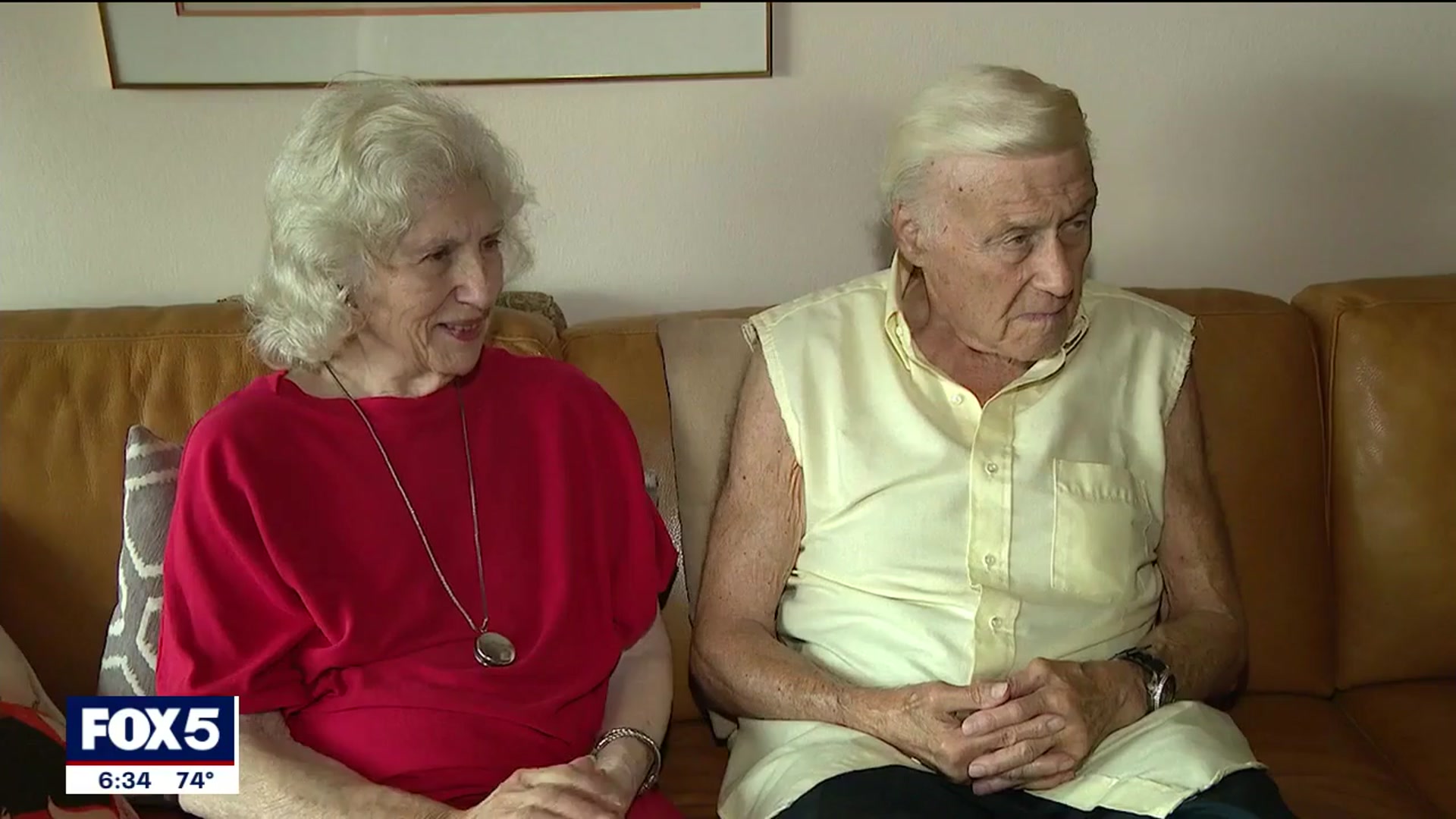 'Video thumbnail for Elderly New York couple fights off would-be robbers'