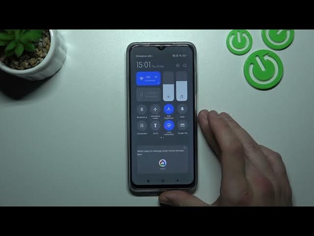 Video thumbnail for How to Turn Off Flashlight on POCO M5