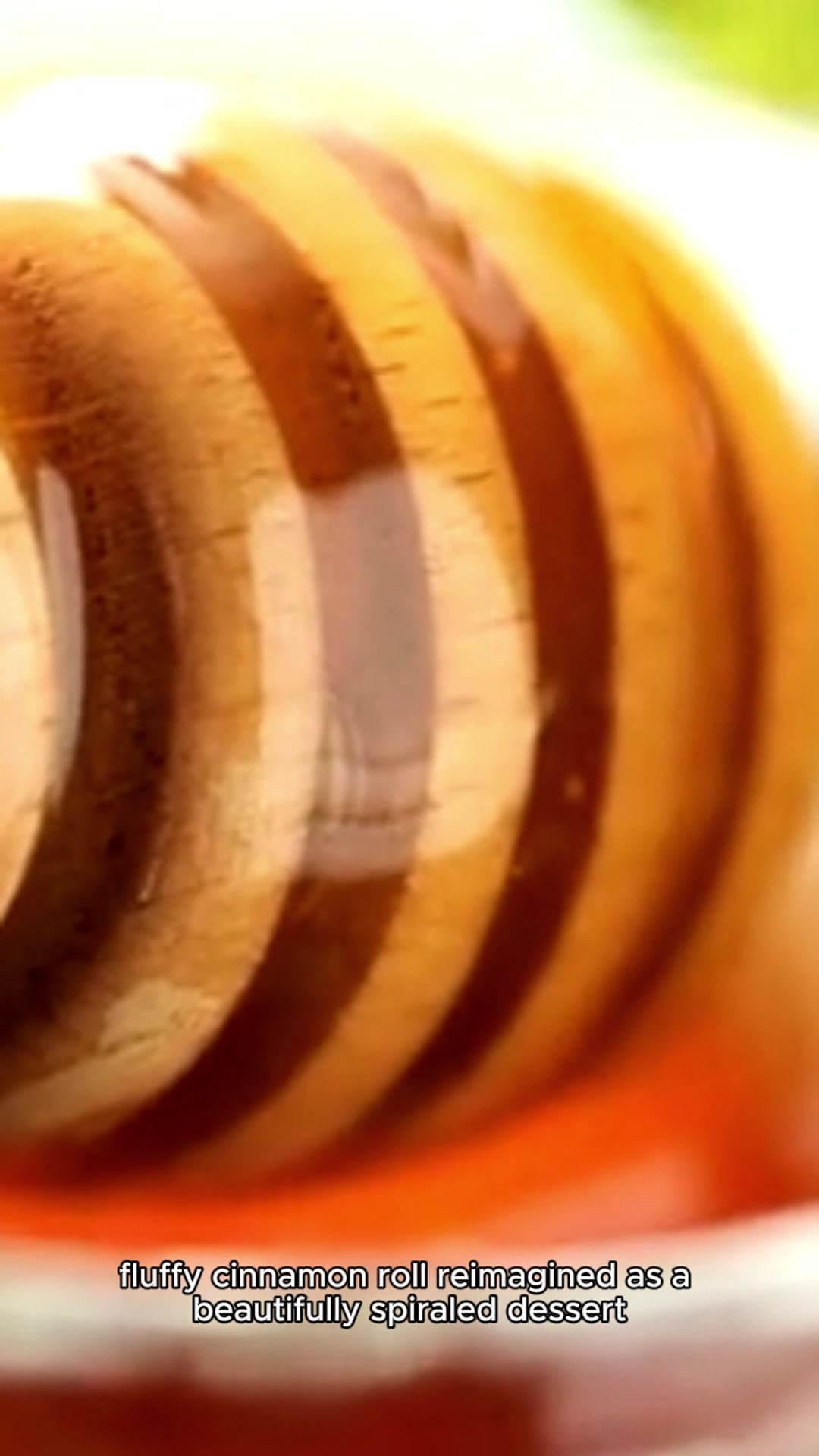 Video thumbnail for Cinnamon Swirl Comet