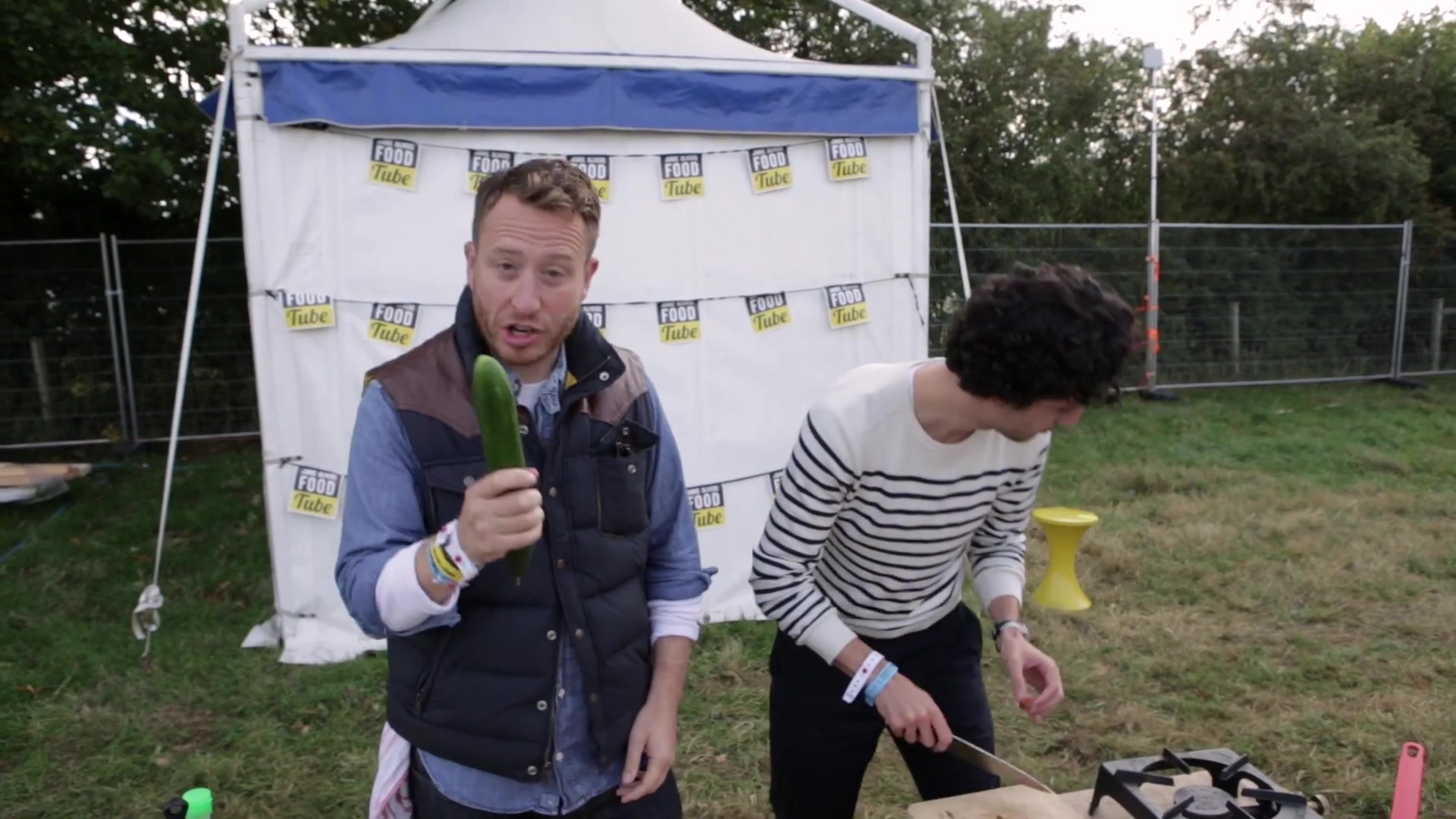 Video thumbnail for 9.Asian Prawn Omelette ¦ John Quilter (1080p 25fps)