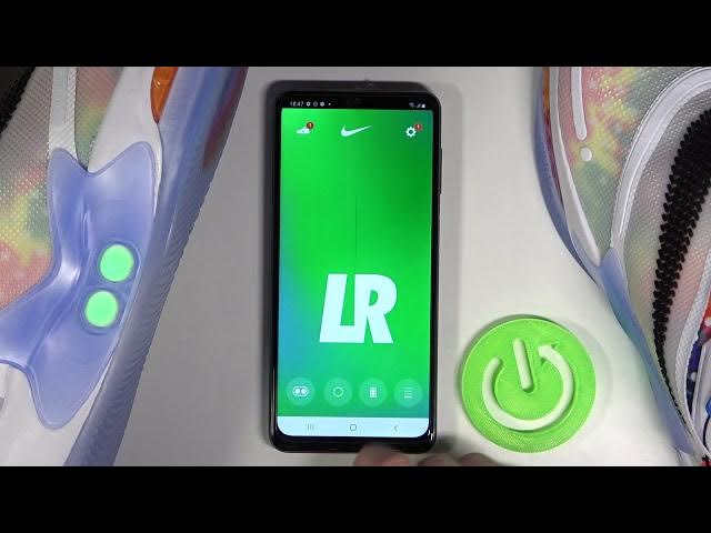 Video thumbnail for Nike Adapt BB 2.0 - How to Check Battery Level | Self Lacing Shoes