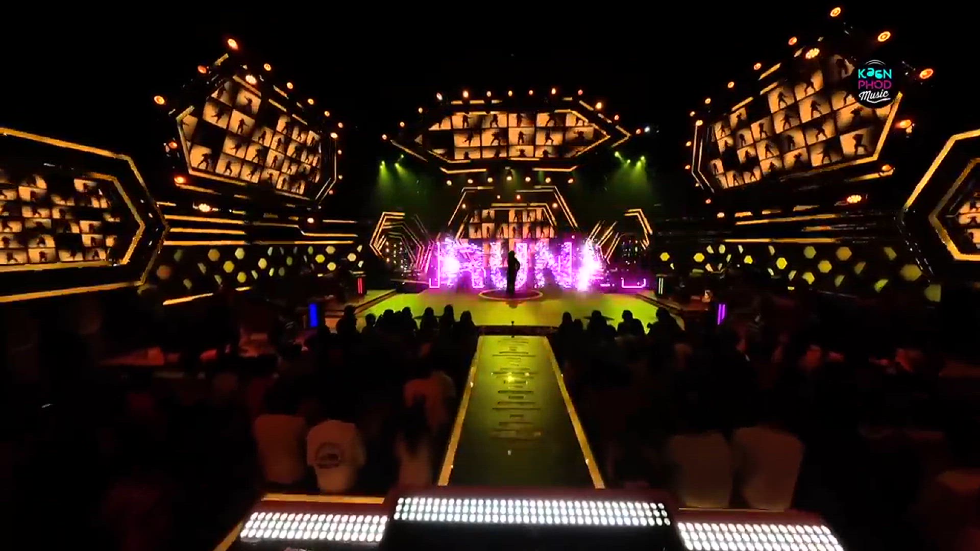 Video thumbnail for Ameeri | Mrunal Shankar | MTV Hustle 03