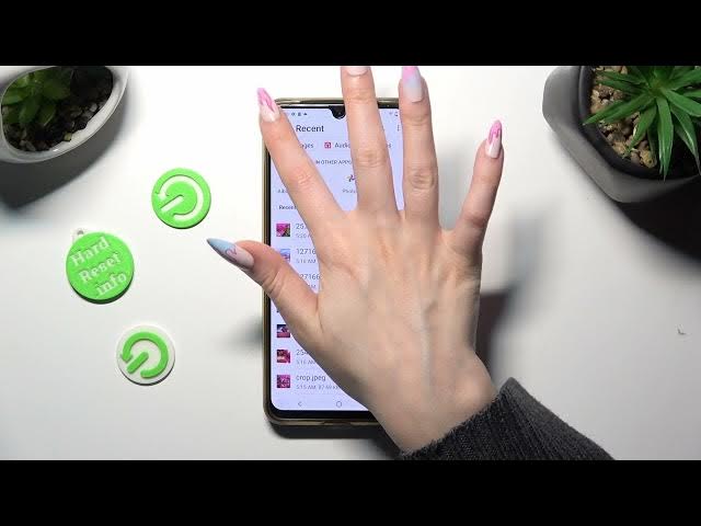 Video thumbnail for How to Add Audio & Videos Files to a Text Message on a VIVO T1 Pro 5G
