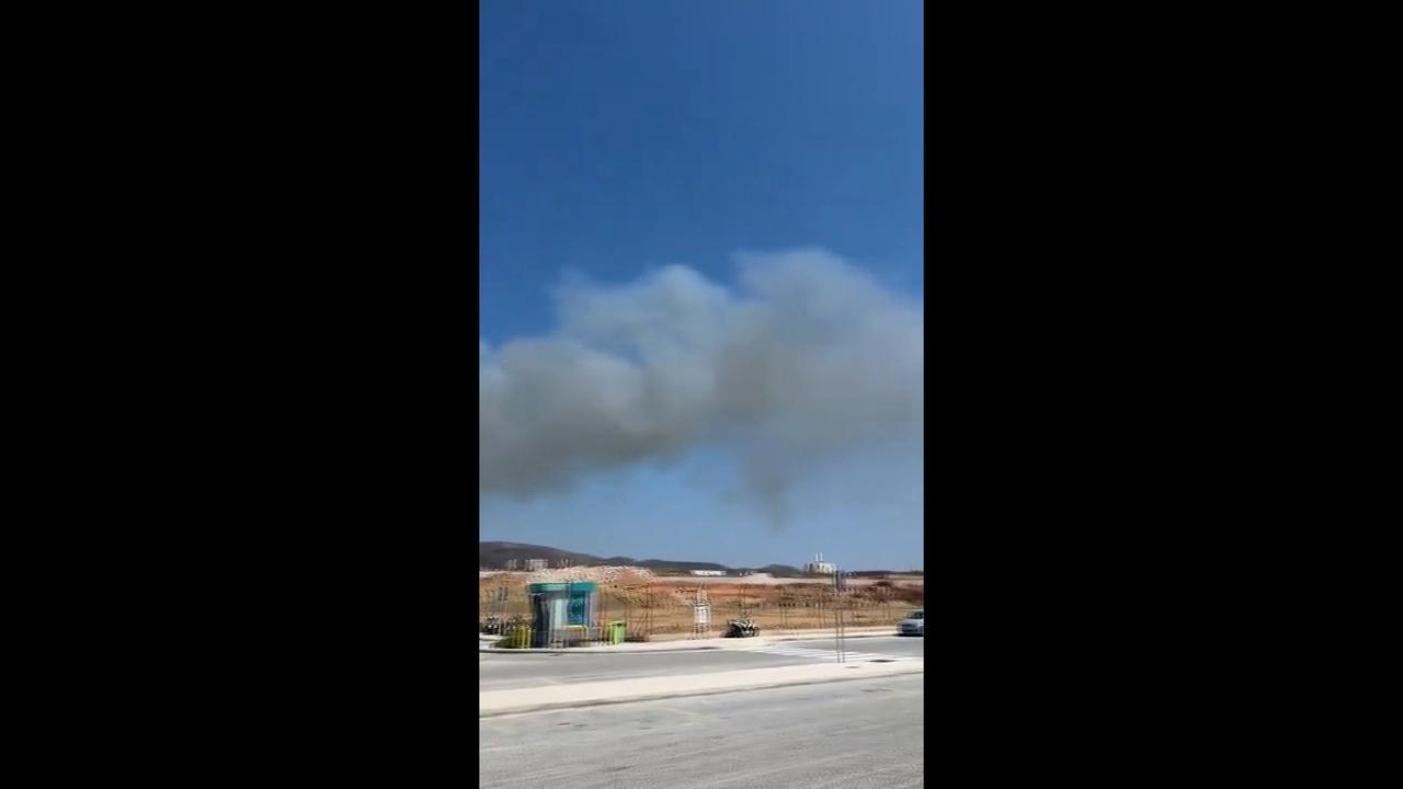 Video thumbnail for Greece: Paros Wildfire Seen From Airport.