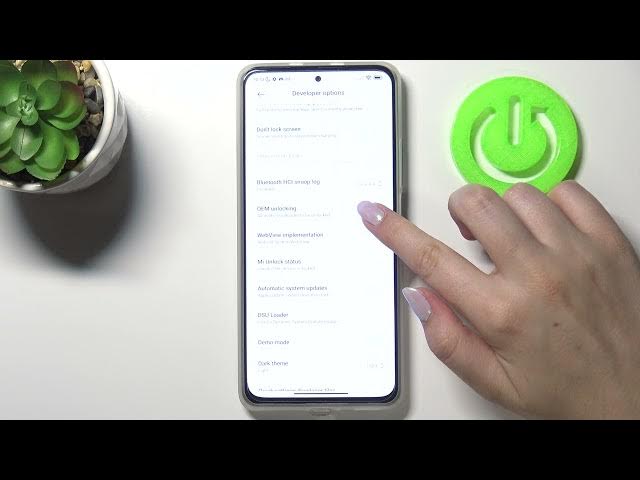Video thumbnail for How to Allow Auto System Updates in XIAOMI Mi 11i - Open Developer Options