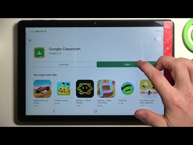 Video thumbnail for How to Install and Join the Google Classroom on the TCL Tab 10