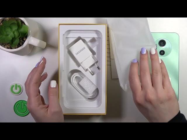 Video thumbnail for Does the DooGee X97 Pro Come with Earbuds? Quick Checkup of Orginal Box Accessories / Items Presenta