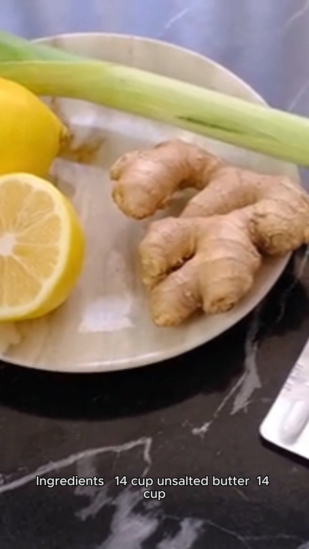 Video thumbnail for country gravy recipe