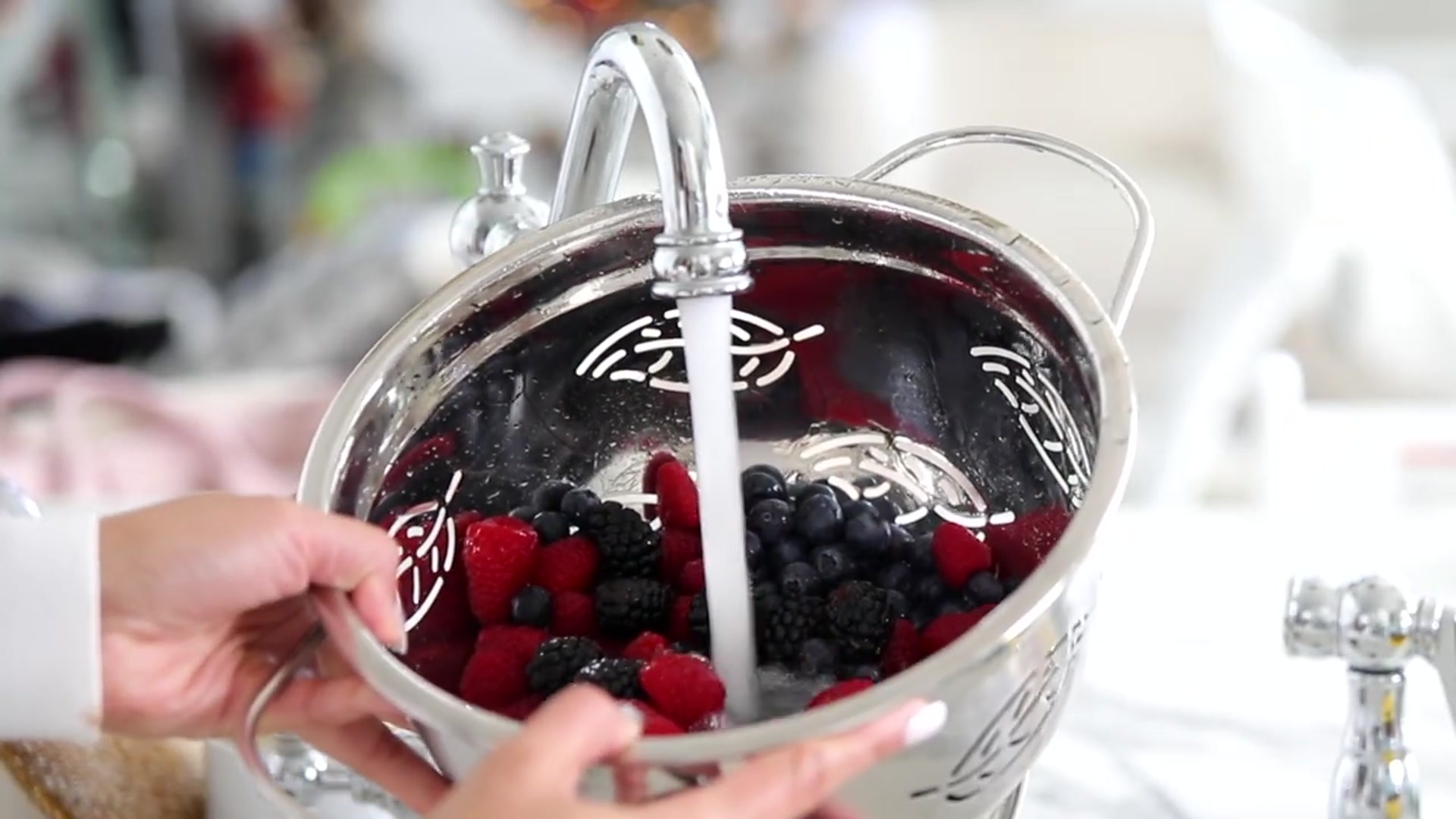 Video thumbnail for Brunch Ideas  Breakfast  Casserole   MissLizHeart(720P HD)