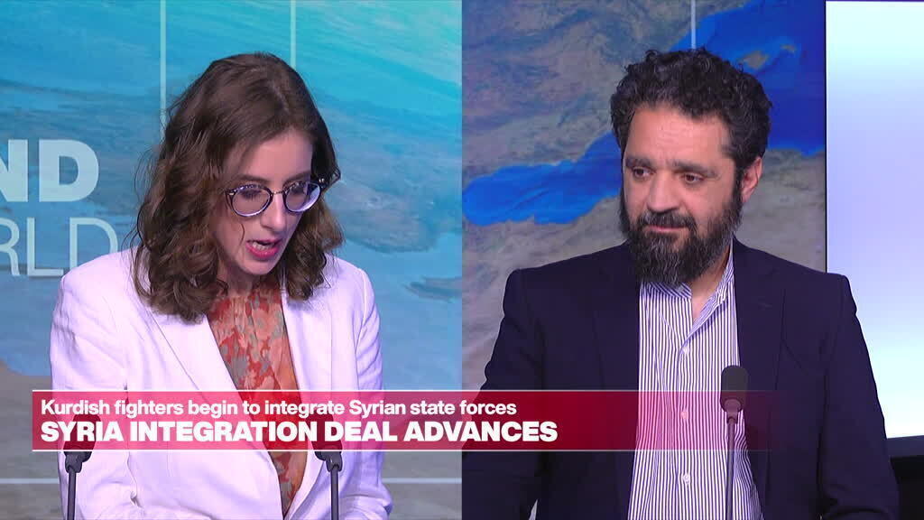 Video thumbnail for Syria integration deal: Kurdish fighters begin to integrate state forces