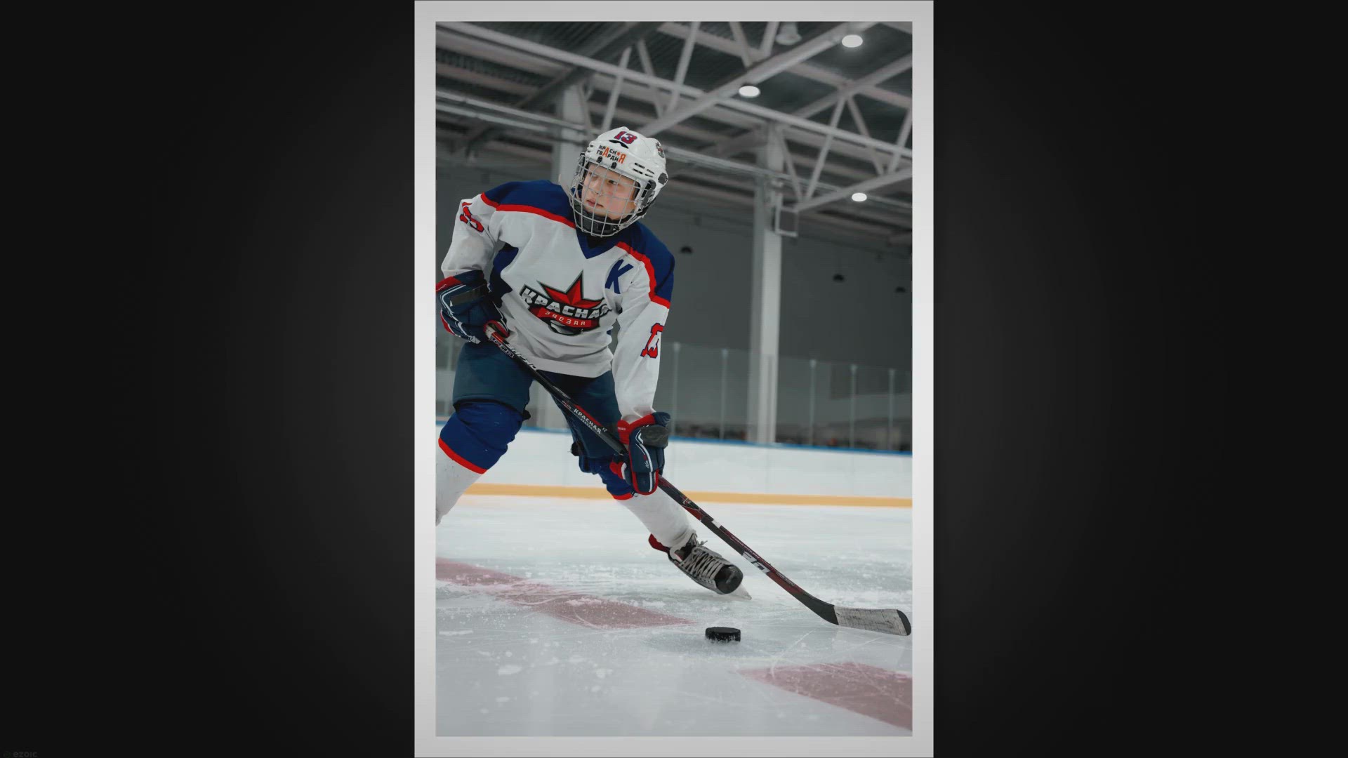 Video thumbnail for Bauer Vapor 3X vs 3X Pro Skates: Which One Should You Choose?