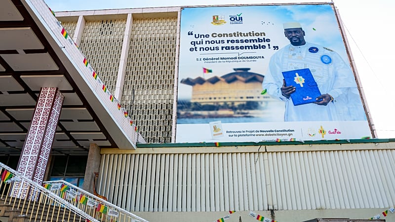 Video thumbnail for Counting underway after Guinea votes in legislative and municipal elections