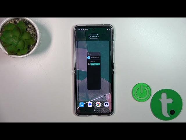 Video thumbnail for How to Add & Remove Home Screen Widgets on a MOTOROLA Razr 40 Ultra