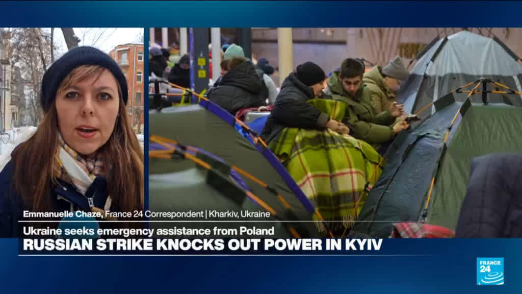 Video thumbnail for Russian strike knocks out power in Kyiv