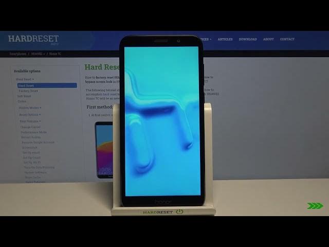 Video thumbnail for HUAWEI Honor 7C Hard Reset