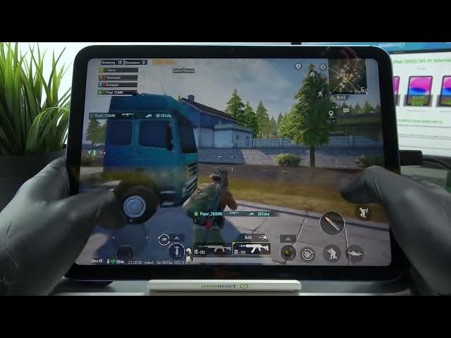 Video thumbnail for iPad 10th Gen (2022) - PUBG Mobile - Gameplay
