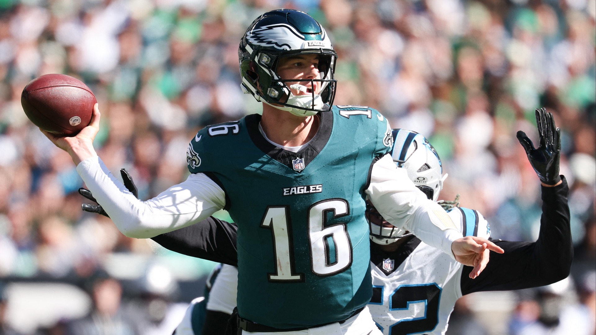 Video thumbnail for Tanner McKee Faces Tough Test as Eagles Battle Dallas