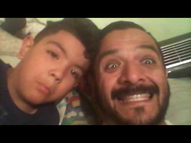 Video thumbnail for One familia