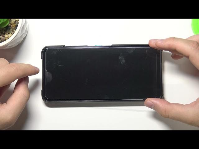 Video thumbnail for How to Apply Screen Protector on ASUS ZenFone 8 Flip – Install Tempered Glass