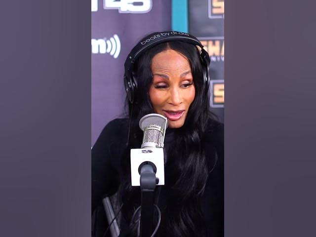 Video thumbnail for Beverly Johnson on Getting married in her 70's